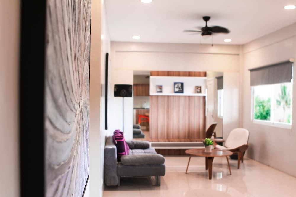 Z Pad Residences Tacloban Exterior photo