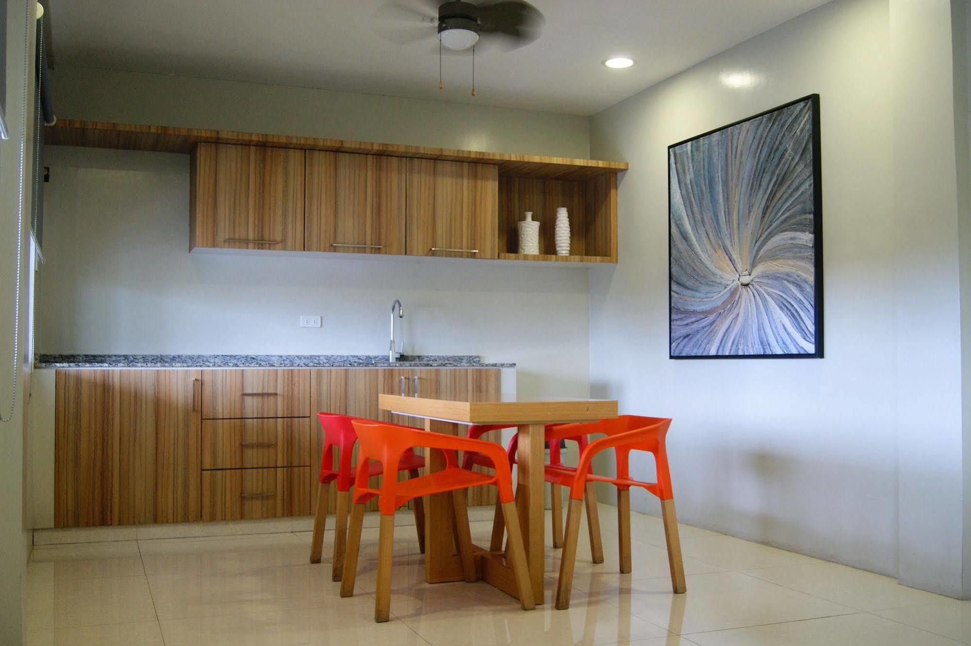 Z Pad Residences Tacloban Exterior photo